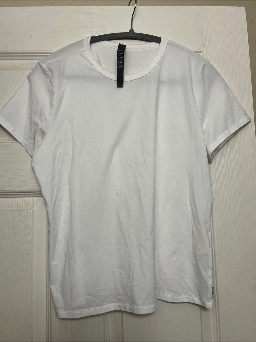 Vuori Short Sleeve Feather Classic Tee